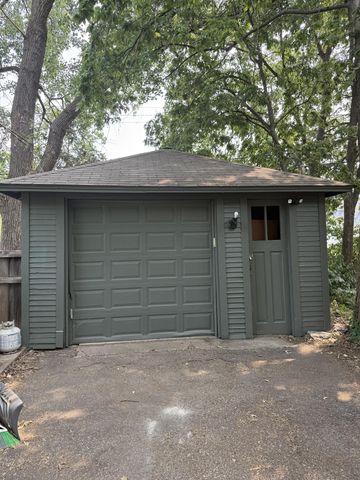 2209 Aldrich Avenue S, Minneapolis, MN 55405