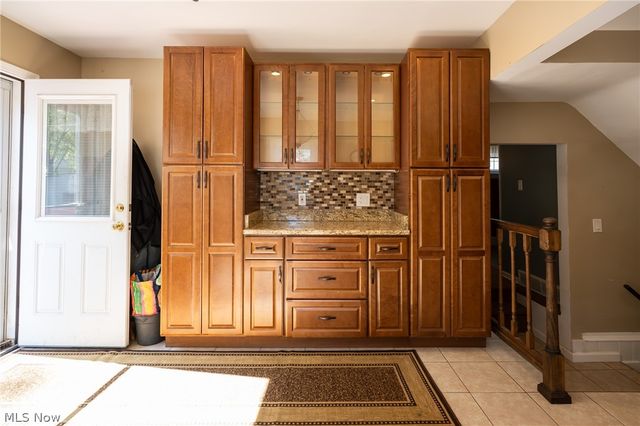 3619 W 148th Street, Cleveland, OH 44111