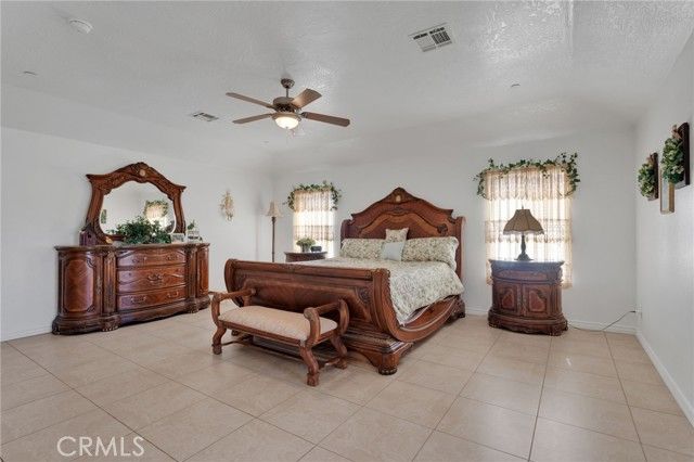 8482 Tumbleweed Road, Phelan, CA 92371