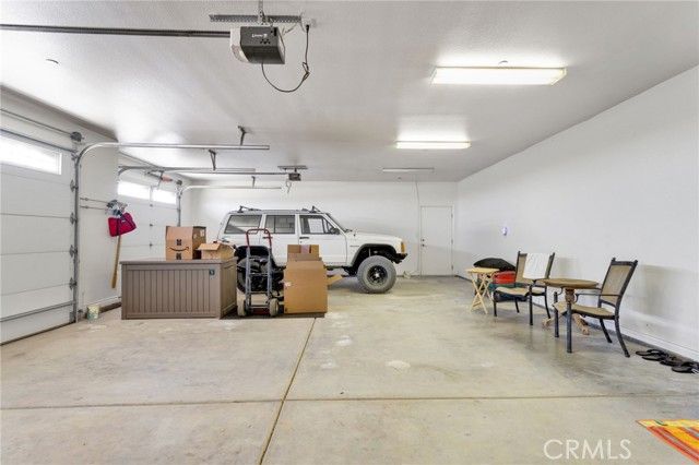 8482 Tumbleweed Road, Phelan, CA 92371