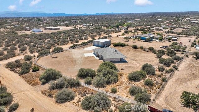 8482 Tumbleweed Road, Phelan, CA 92371