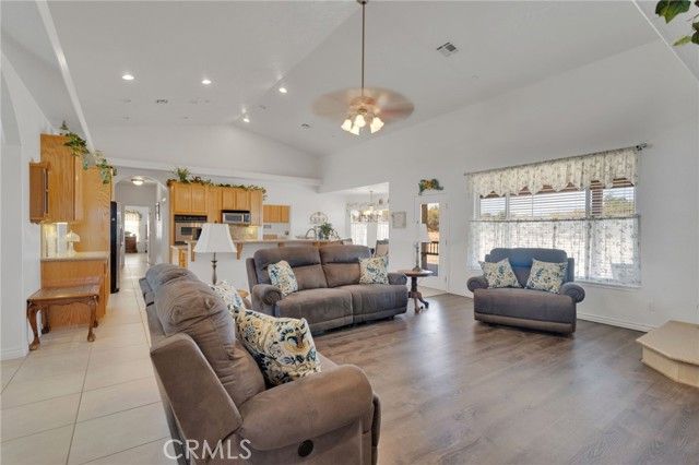 8482 Tumbleweed Road, Phelan, CA 92371