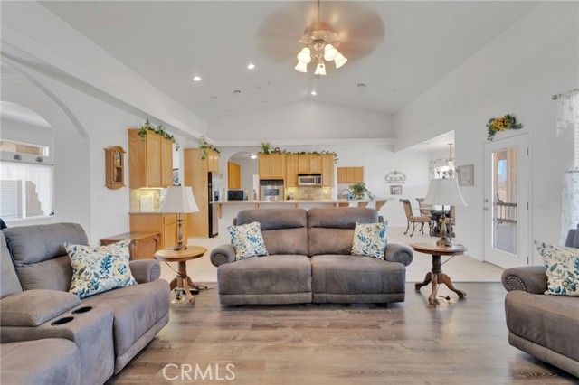 8482 Tumbleweed Road, Phelan, CA 92371