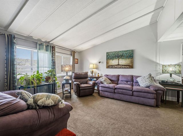 4836 Barney Court, Klamath Falls, OR 97601