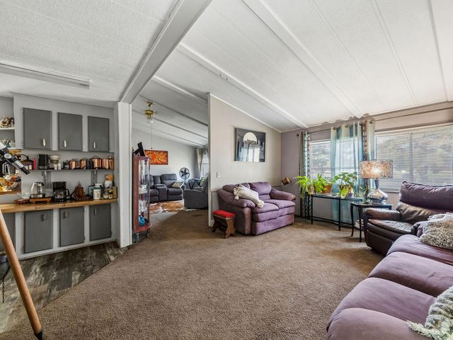 4836 Barney Court, Klamath Falls, OR 97601