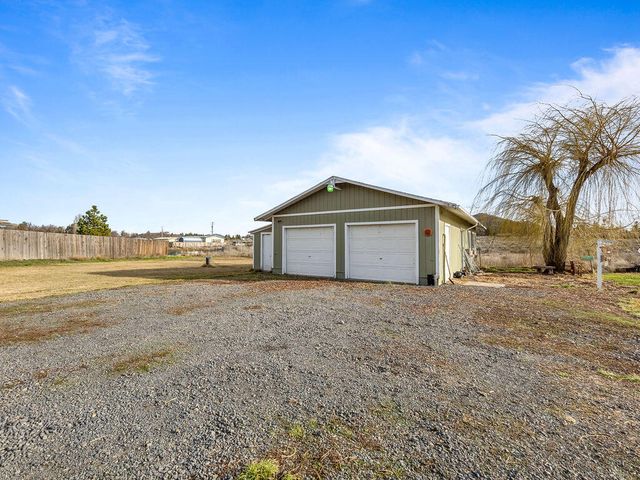 4836 Barney Court, Klamath Falls, OR 97601