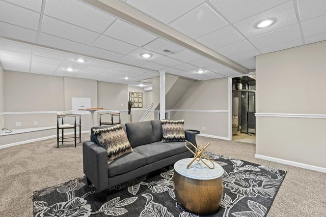 35 Pleasant Court, Monroe, OH 45050