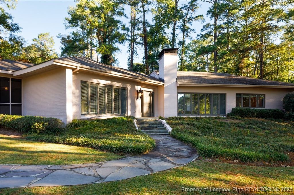 440 Valley Road, Fayetteville, NC 28305 — photo 2