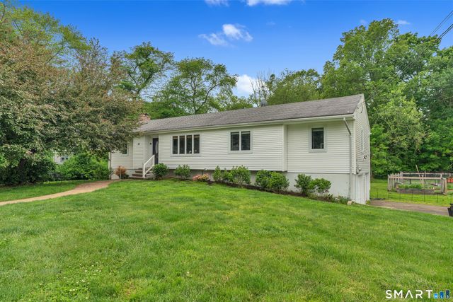 37 Woodside Drive, Branford, CT 06405