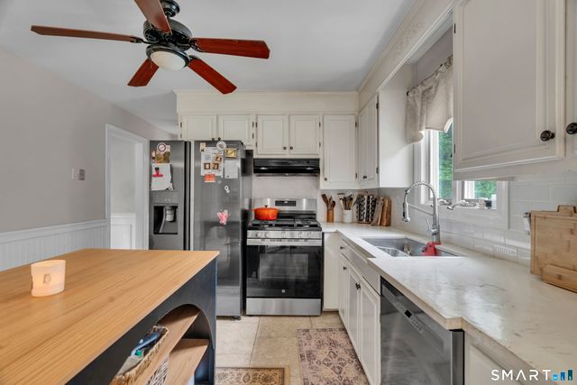 37 Woodside Drive, Branford, CT 06405
