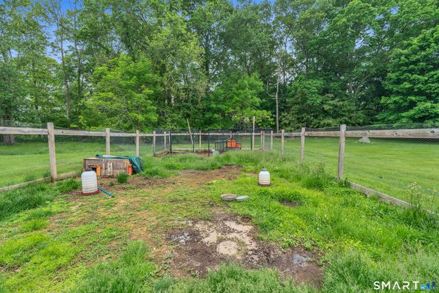37 Woodside Drive, Branford, CT 06405
