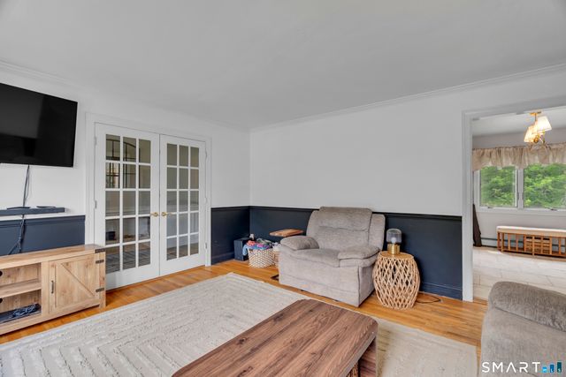 37 Woodside Drive, Branford, CT 06405