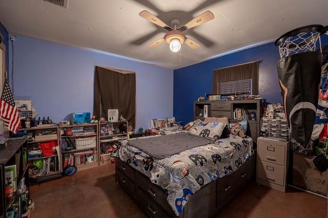 234 Park DR, La Grange, TX 78945