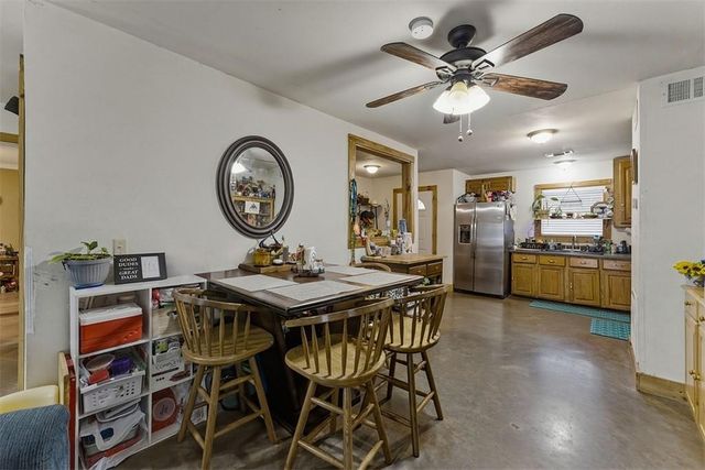 234 Park DR, La Grange, TX 78945