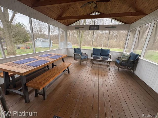 285 Hemlock Lane, Marysville, MI 48040