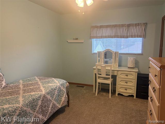 285 Hemlock Lane, Marysville, MI 48040