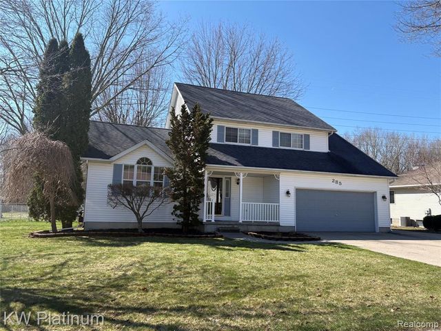 285 Hemlock Lane, Marysville, MI 48040