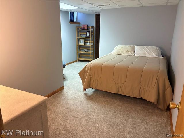 285 Hemlock Lane, Marysville, MI 48040