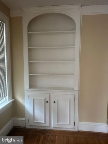 30 E MINER ST, West Chester, PA 19382