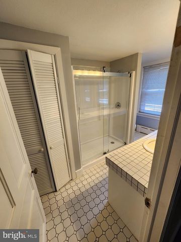30 E MINER ST, West Chester, PA 19382