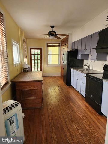30 E MINER ST, West Chester, PA 19382