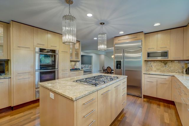 450 Mississippi River Boulevard S, Saint Paul, MN 55105