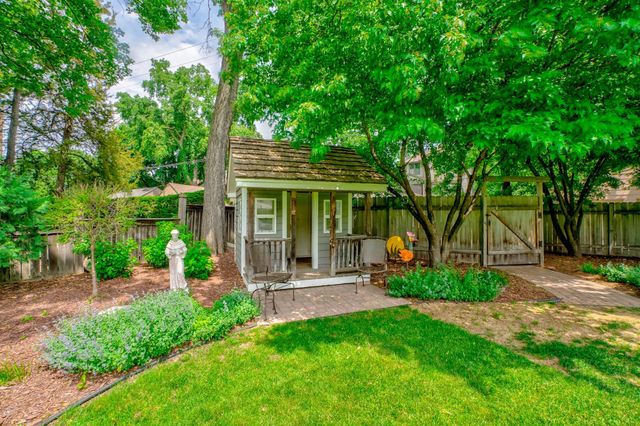 450 Mississippi River Boulevard S, Saint Paul, MN 55105