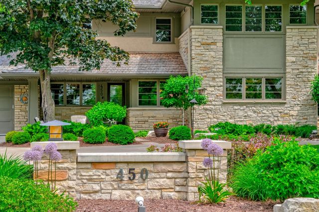 450 Mississippi River Boulevard S, Saint Paul, MN 55105