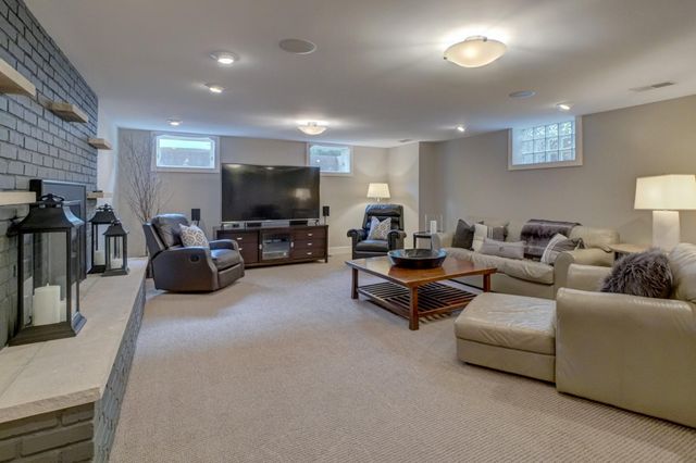 450 Mississippi River Boulevard S, Saint Paul, MN 55105