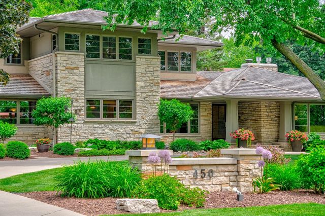 450 Mississippi River Boulevard S, Saint Paul, MN 55105