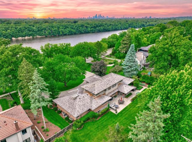 450 Mississippi River Boulevard S, Saint Paul, MN 55105