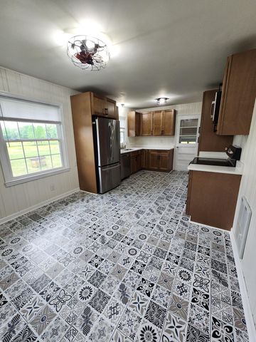 1269 Old Shelbyville Hwy, Tullahoma, TN 37388