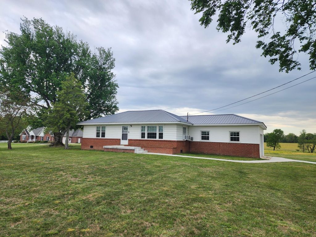 1269 Old Shelbyville Hwy, Tullahoma, TN 37388
