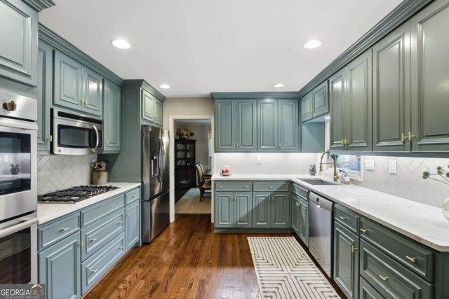 713 N Saint Marys Lane NW, Marietta, GA 30064