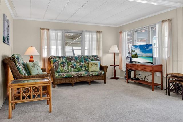 703 S GREEN CIRCLE, Venice, FL 34285