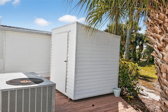 703 S GREEN CIRCLE, Venice, FL 34285