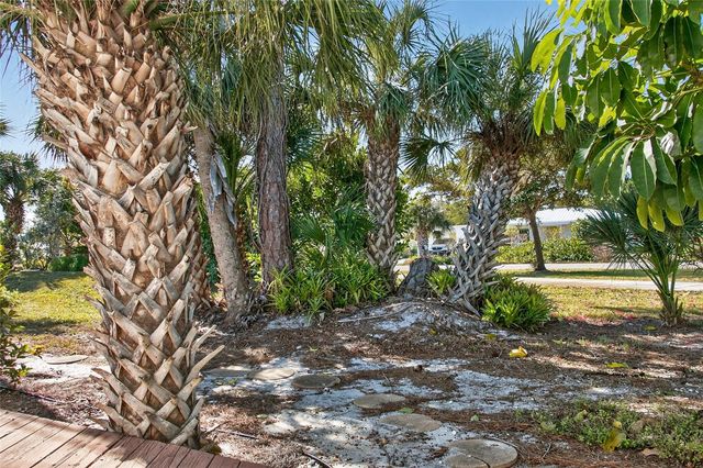 703 S GREEN CIRCLE, Venice, FL 34285
