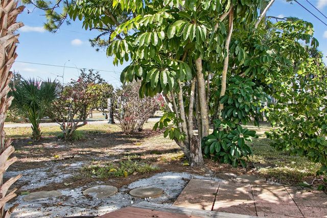 703 S GREEN CIRCLE, Venice, FL 34285