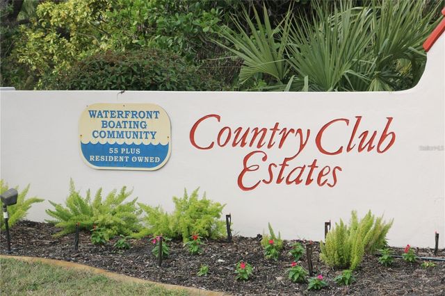 703 S GREEN CIRCLE, Venice, FL 34285