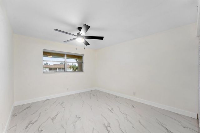 9911 Sandalfoot Boulevard 113, Boca Raton, FL 33428