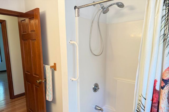 729 Old Barnstable Road, Teaticket, MA 02536