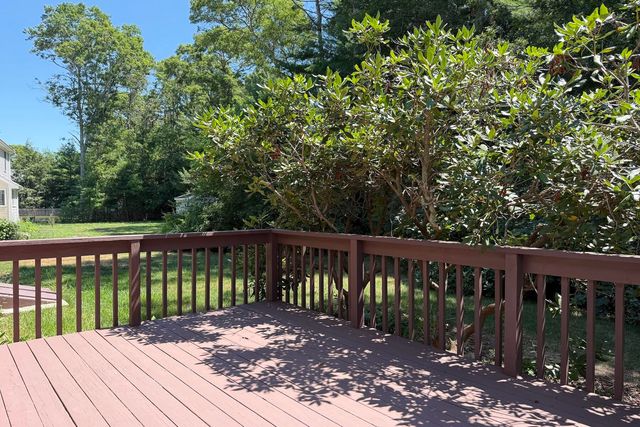 729 Old Barnstable Road, Teaticket, MA 02536