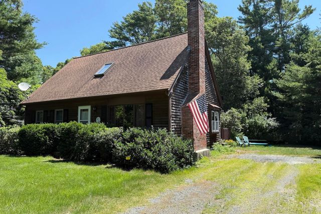 729 Old Barnstable Road, Teaticket, MA 02536