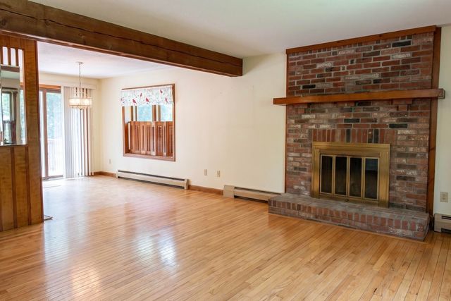 729 Old Barnstable Road, Teaticket, MA 02536
