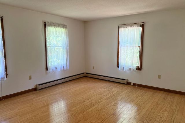 729 Old Barnstable Road, Teaticket, MA 02536