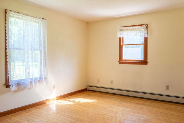 729 Old Barnstable Road, Teaticket, MA 02536