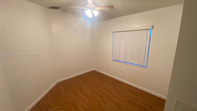 21240 NE 9th Ct 1, Miami, FL 33179