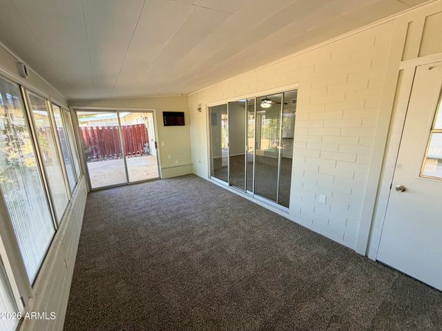 11024 W ABBOTT Avenue, Sun City, AZ 85351