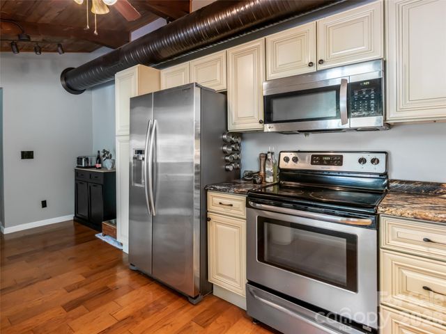 61 Sherwood Forest Drive, Arden, NC 28704