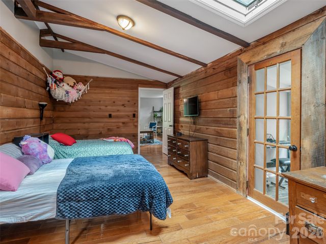 61 Sherwood Forest Drive, Arden, NC 28704